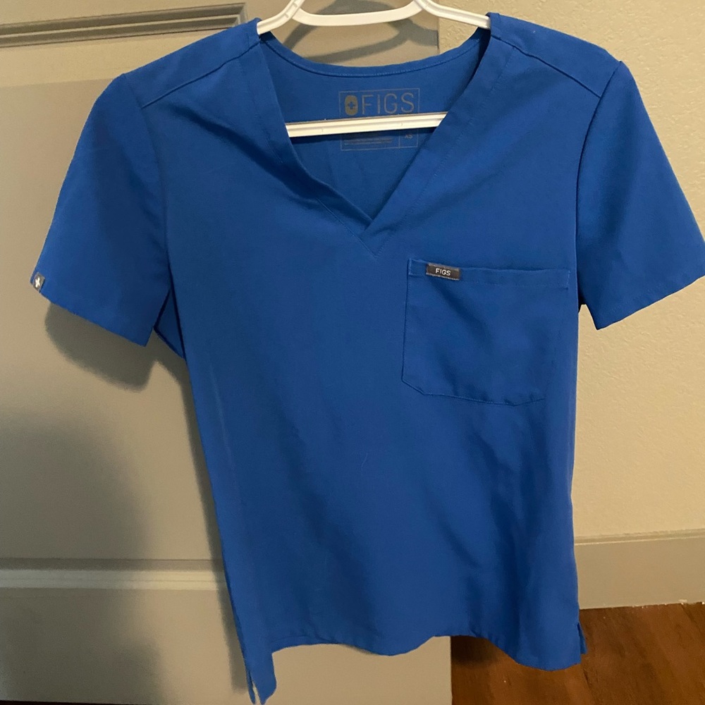 FIGS Scrub Top